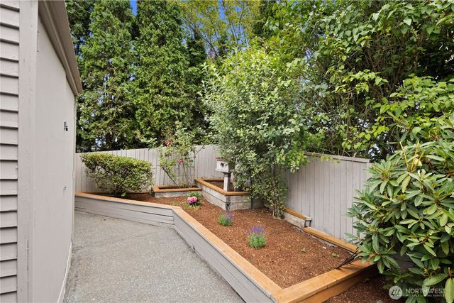 14115 SE 45th Street, Bellevue, WA 98006