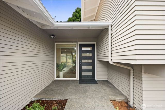 14115 SE 45th Street, Bellevue, WA 98006