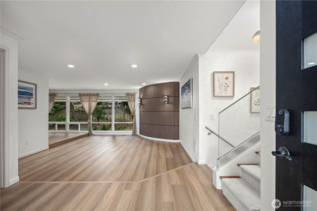 14115 SE 45th Street, Bellevue, WA 98006