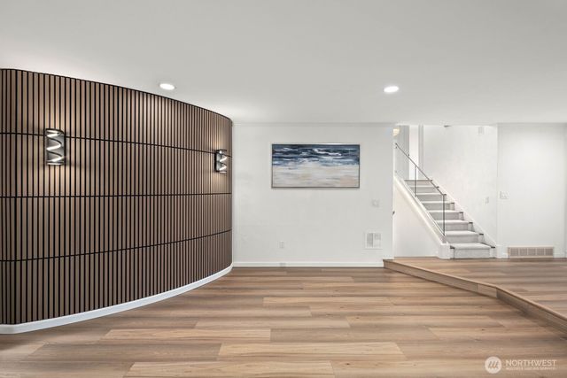 14115 SE 45th Street, Bellevue, WA 98006