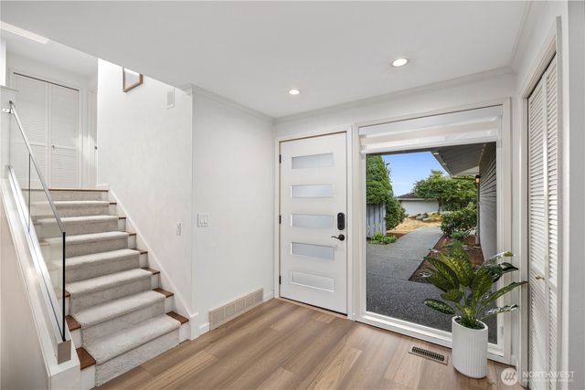 14115 SE 45th Street, Bellevue, WA 98006