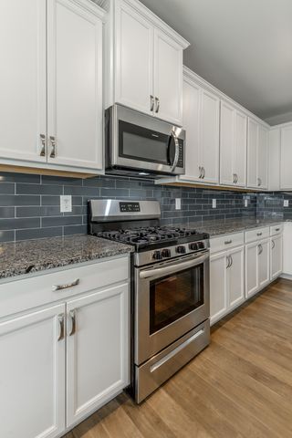 10829 Prairie Lake Drive, Apison, TN 37302