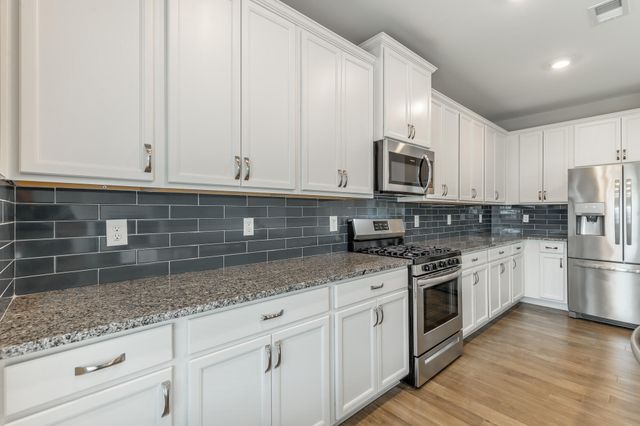 10829 Prairie Lake Drive, Apison, TN 37302