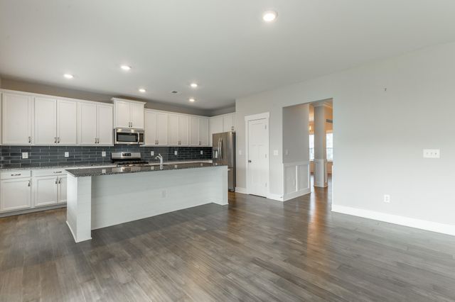 10829 Prairie Lake Drive, Apison, TN 37302