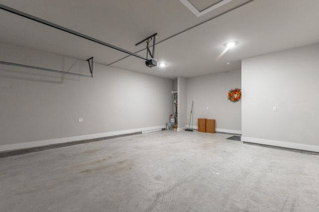 10829 Prairie Lake Drive, Apison, TN 37302