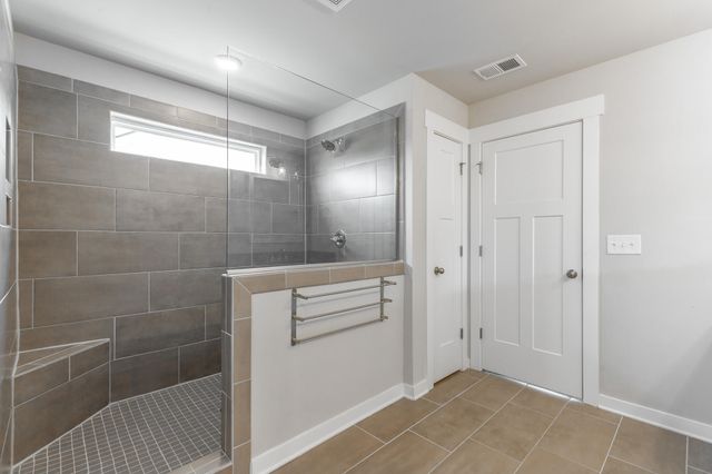 10829 Prairie Lake Drive, Apison, TN 37302