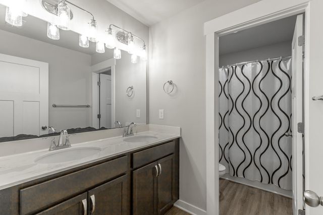 10829 Prairie Lake Drive, Apison, TN 37302