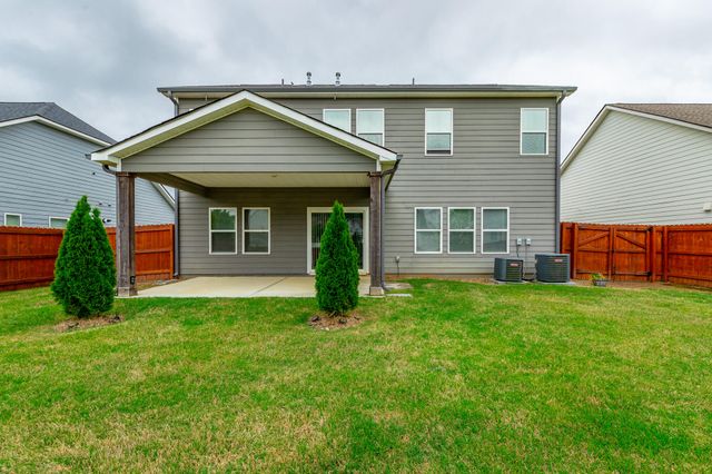 10829 Prairie Lake Drive, Apison, TN 37302