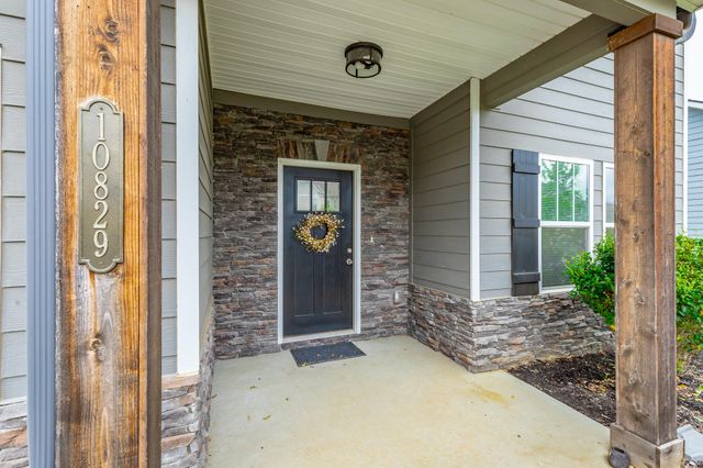 10829 Prairie Lake Drive, Apison, TN 37302