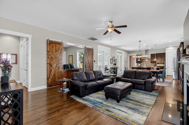 4152 Home Town Lane, Ravenel, SC 29470