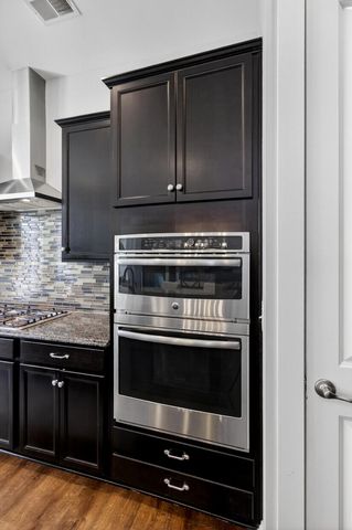 4152 Home Town Lane, Ravenel, SC 29470