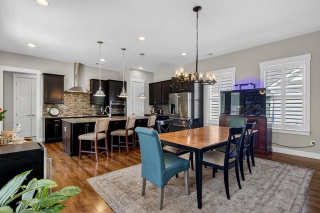4152 Home Town Lane, Ravenel, SC 29470