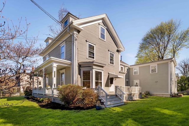 31 School St. 1, Andover, MA 01810