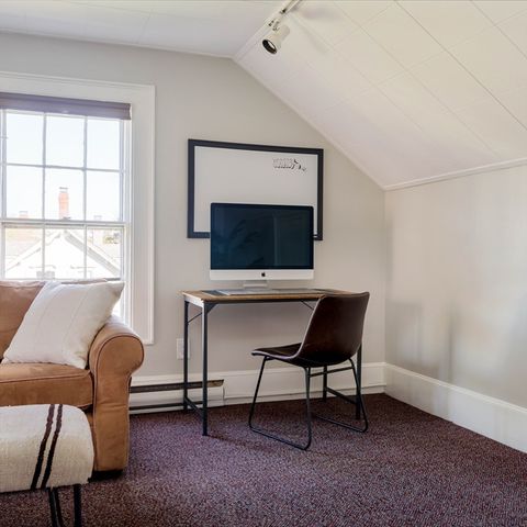 31 School St. 1, Andover, MA 01810