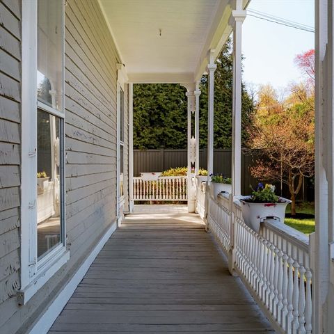 31 School St. 1, Andover, MA 01810