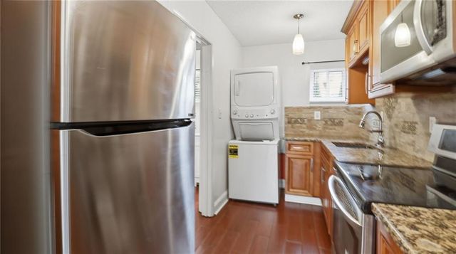 2252 Pernoshal Court, Atlanta, GA 30338