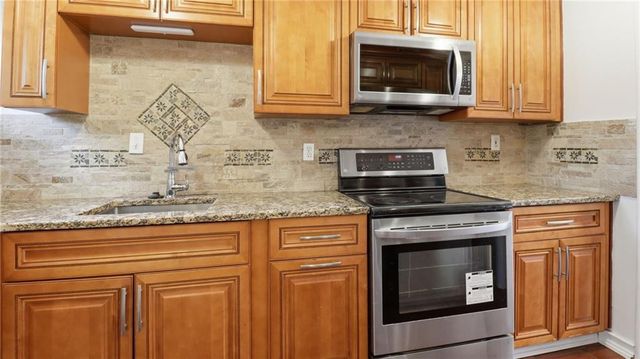 2252 Pernoshal Court, Atlanta, GA 30338
