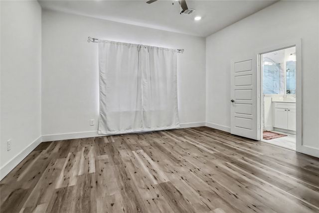 2116 Shea Road 103, Dallas, TX 75235