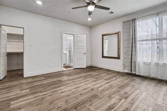 2116 Shea Road 103, Dallas, TX 75235