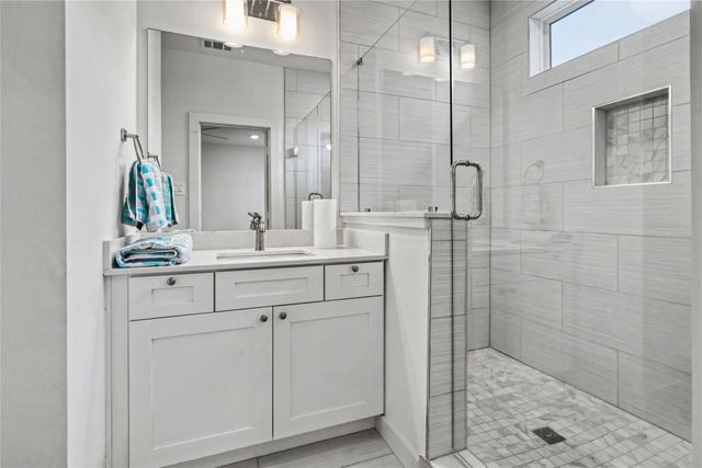 2116 Shea Road 103, Dallas, TX 75235