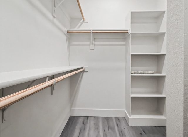 2116 Shea Road 103, Dallas, TX 75235