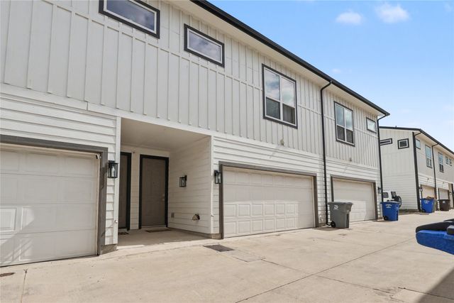 2116 Shea Road 103, Dallas, TX 75235