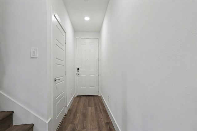 2116 Shea Road 103, Dallas, TX 75235