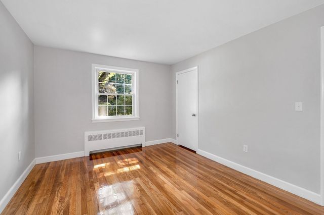 35 Forge Village Rd, Westford, MA 01886
