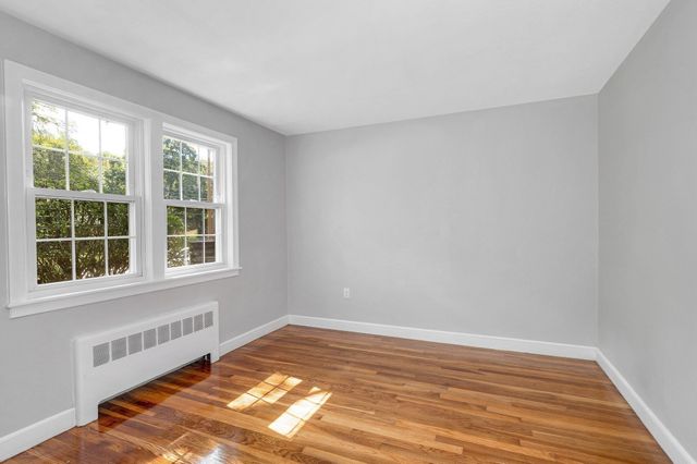 35 Forge Village Rd, Westford, MA 01886