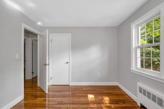 35 Forge Village Rd, Westford, MA 01886