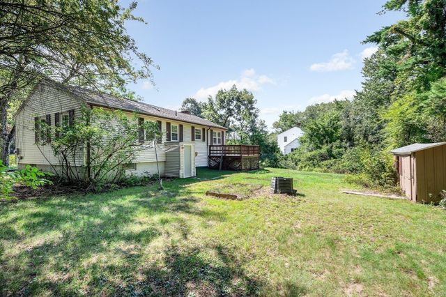35 Forge Village Rd, Westford, MA 01886