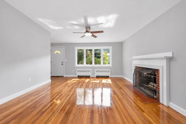 35 Forge Village Rd, Westford, MA 01886