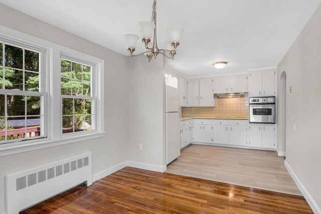 35 Forge Village Rd, Westford, MA 01886