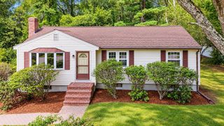 35 Forge Village Rd, Westford, MA 01886
