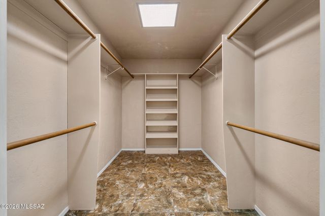 3910 S Via Del Ruisenor, Green Valley, AZ 85622