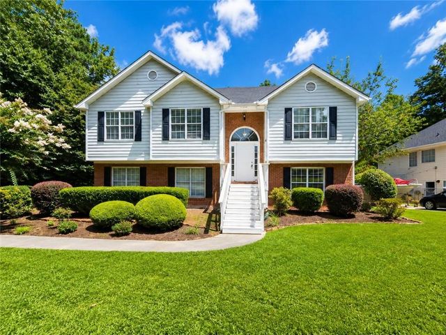 2095 Oakpointe Court, Buford, GA 30519