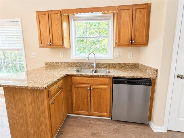 2095 Oakpointe Court, Buford, GA 30519