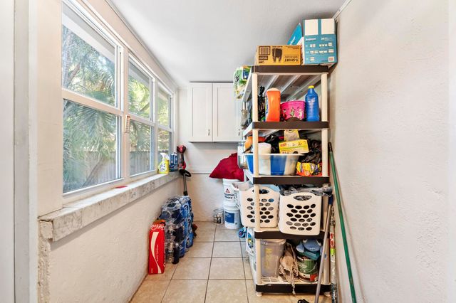 518 N C Street, Lake Worth Beach, FL 33460