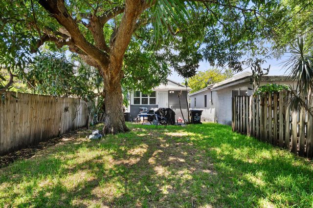 518 N C Street, Lake Worth Beach, FL 33460