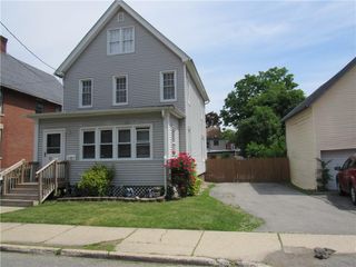 17 Little Avenue, Middletown, NY 10940