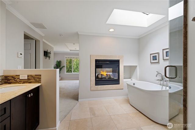 9726 SE 40th Street, Mercer Island, WA 98040