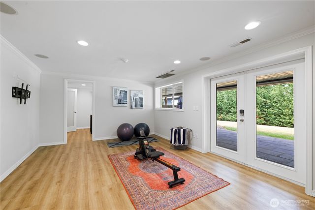9726 SE 40th Street, Mercer Island, WA 98040