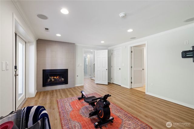 9726 SE 40th Street, Mercer Island, WA 98040