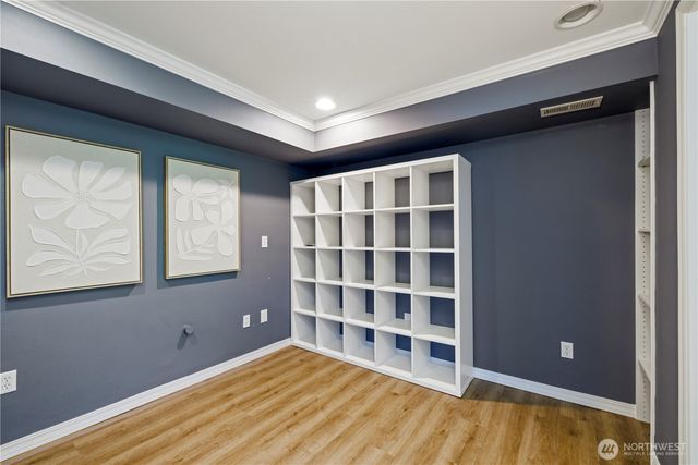 9726 SE 40th Street, Mercer Island, WA 98040