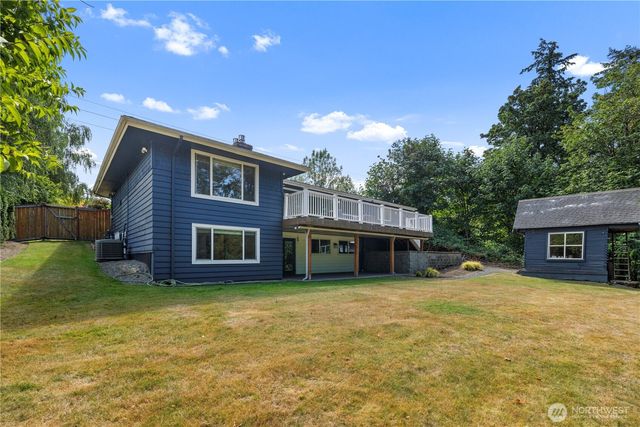 9726 SE 40th Street, Mercer Island, WA 98040