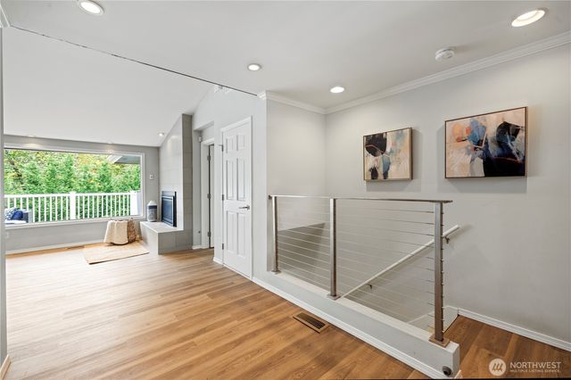 9726 SE 40th Street, Mercer Island, WA 98040