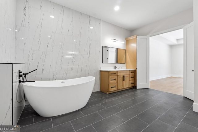 1622 Double springs church rd, Monroe, GA 30656