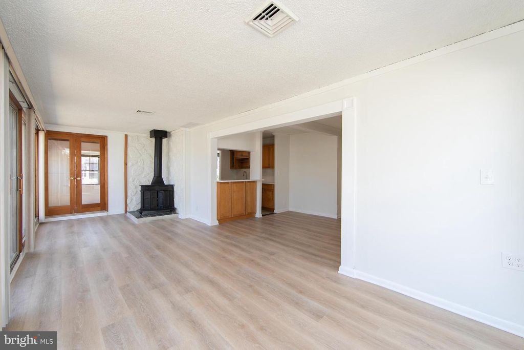 436 WALNUT AVE, GLOUCESTER CITY, NJ 08030 — photo 5