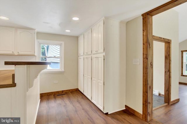 819 BALTIMORE RD, Dillsburg, PA 17019