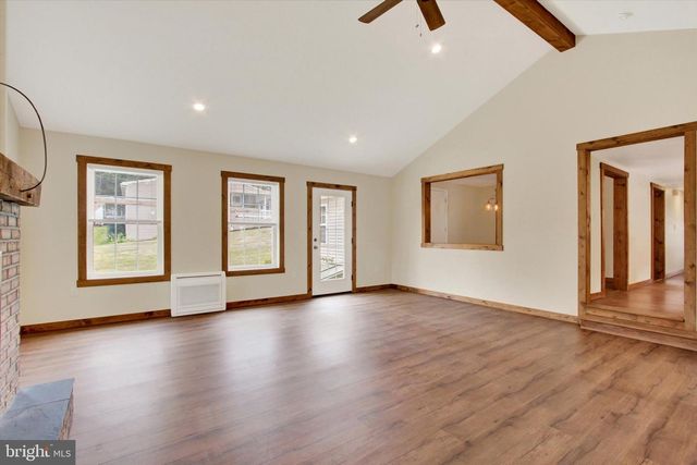 819 BALTIMORE RD, Dillsburg, PA 17019